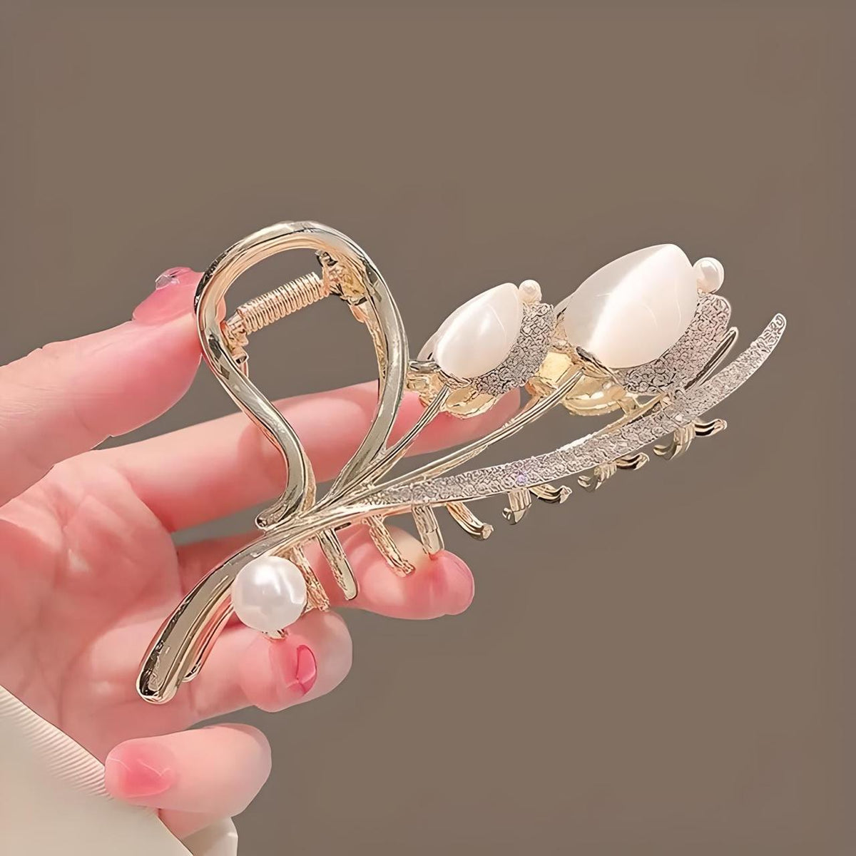 Tulip Pearl Rhinestone Hair Clip