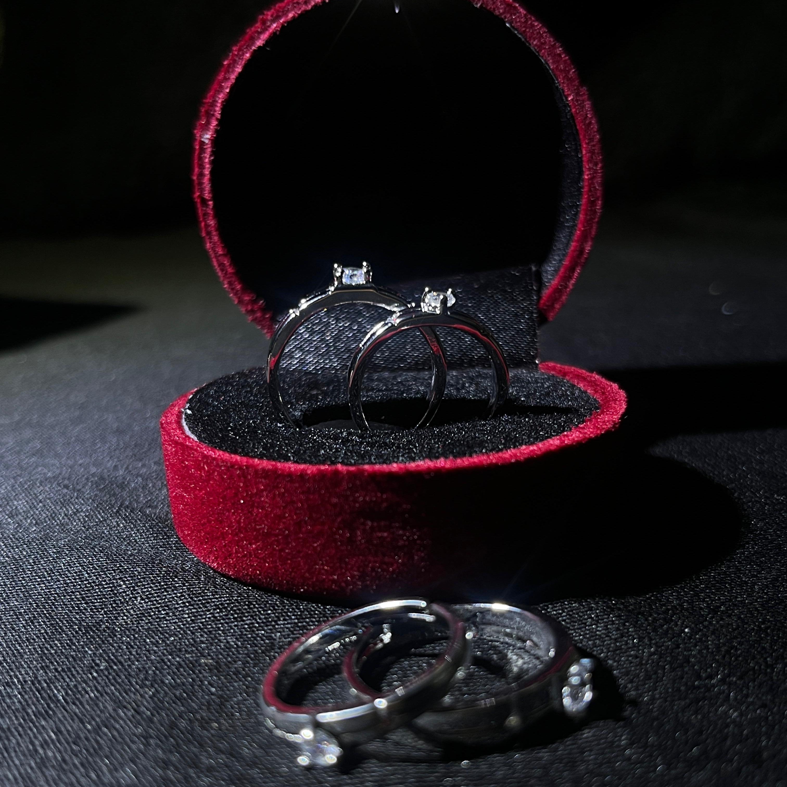 MOONLIT PETAL COUPLE RING + BOX PAC🎁📦